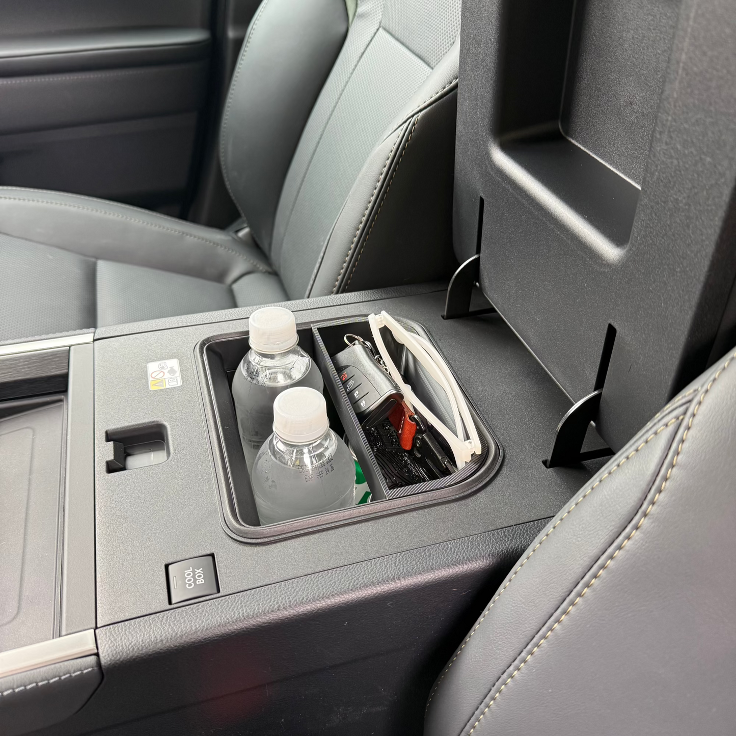 Lexus GX 550 Cool Box Half Tray with Topo Grip Insert