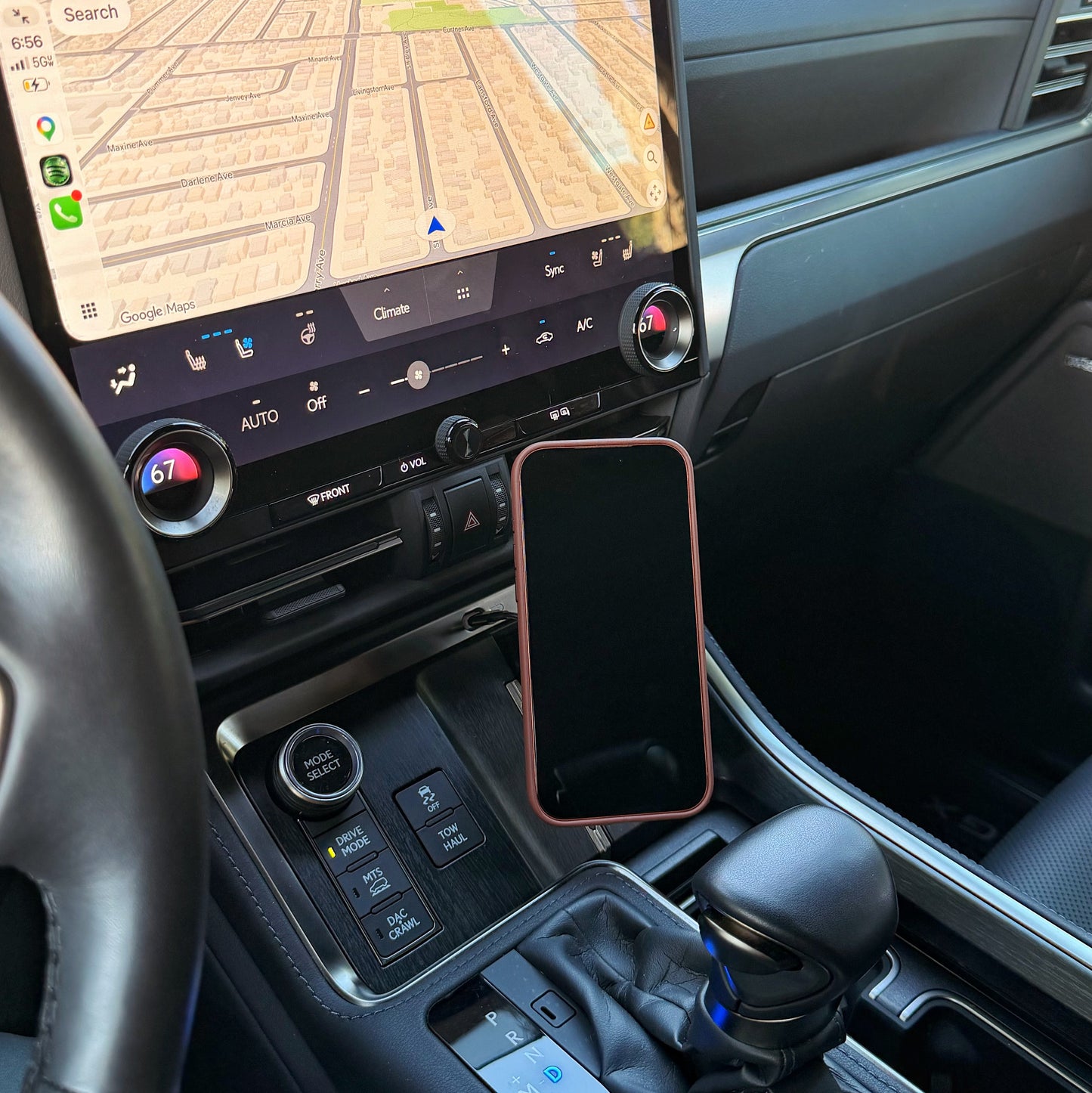 GX550 Adjustable Phone Charging Mount (MagSafe Charger Equipped)
